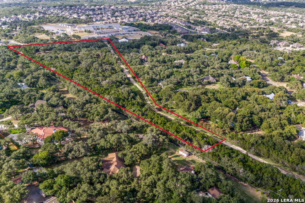 8879 Dietz Elkhorn, Boerne
