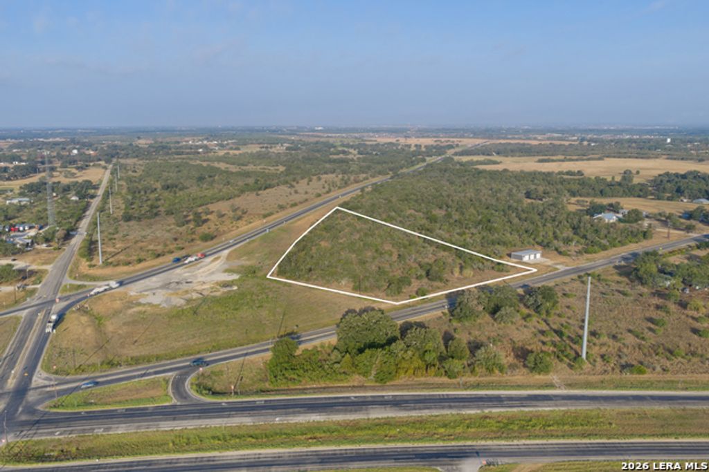 10200 S State Highway 123, Seguin
