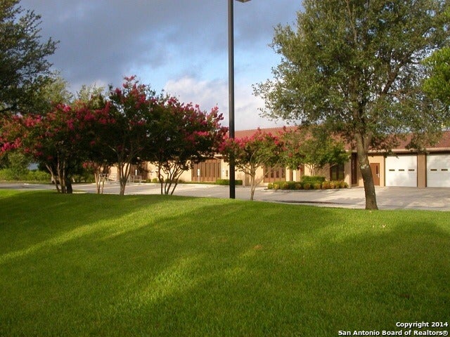 1415 Cable Ranch Rd #106, San Antonio