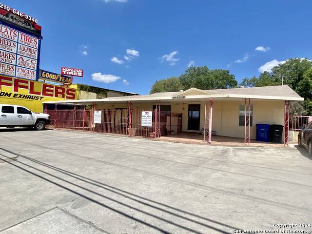 12719 Nacogdoches Rd, San Antonio