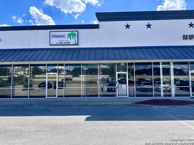 8142 Shin Oak #106, Live Oak