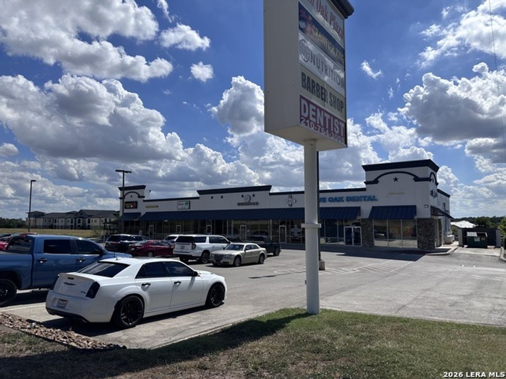 8142 Shin Oak 106, Live Oak