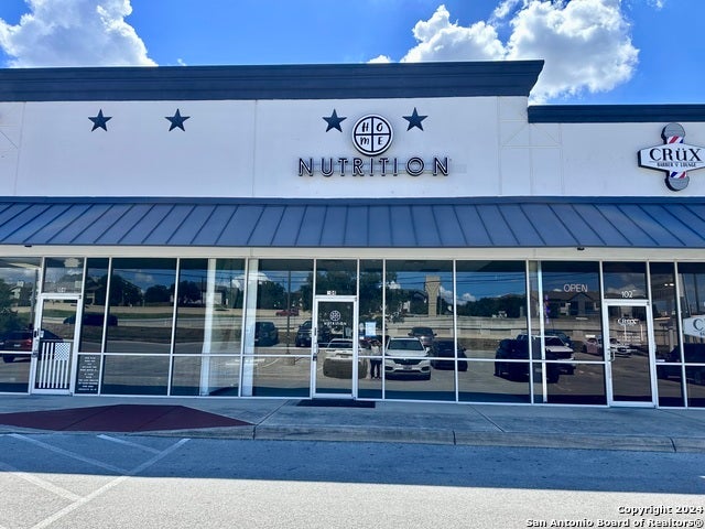 8142 Shin Oak #104, Live Oak