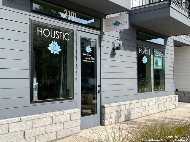 1208 N Academy Ste 2, New Braunfels