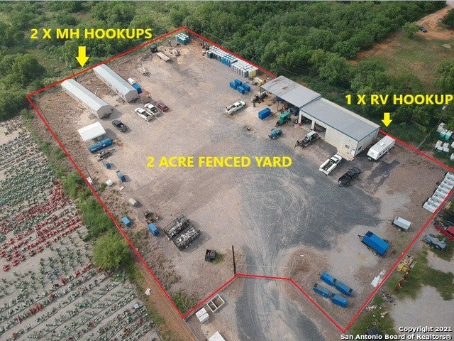 211 Fm 1581 4, Pearsall