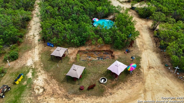 15725 Interstate 35, Moore