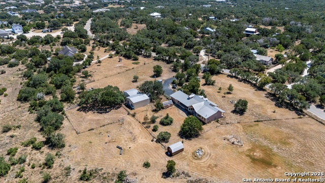 1670 S Cranes Mill, New Braunfels