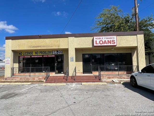 1339 Military Dr, San Antonio