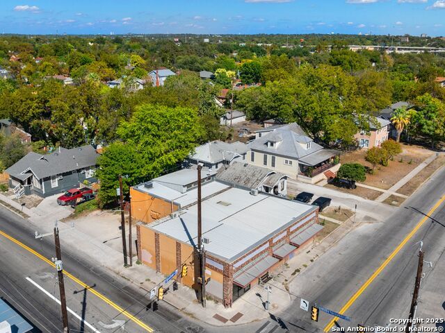 1651 W Woodlawn, San Antonio