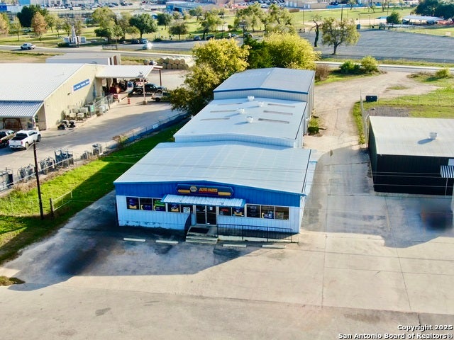 13691 Us Highway 87, La Vernia