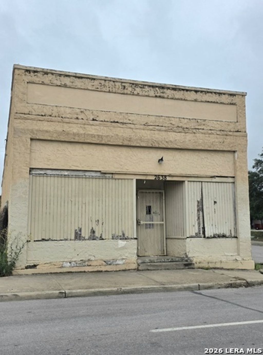2638 W Southcross, San Antonio