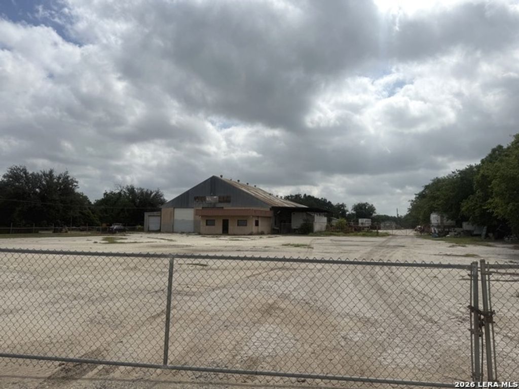 4902 Roosevelt Avenue, San Antonio