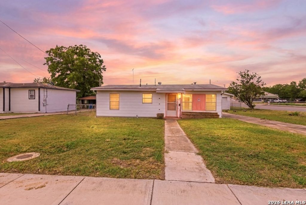 218 Betty Jean Street, San Antonio