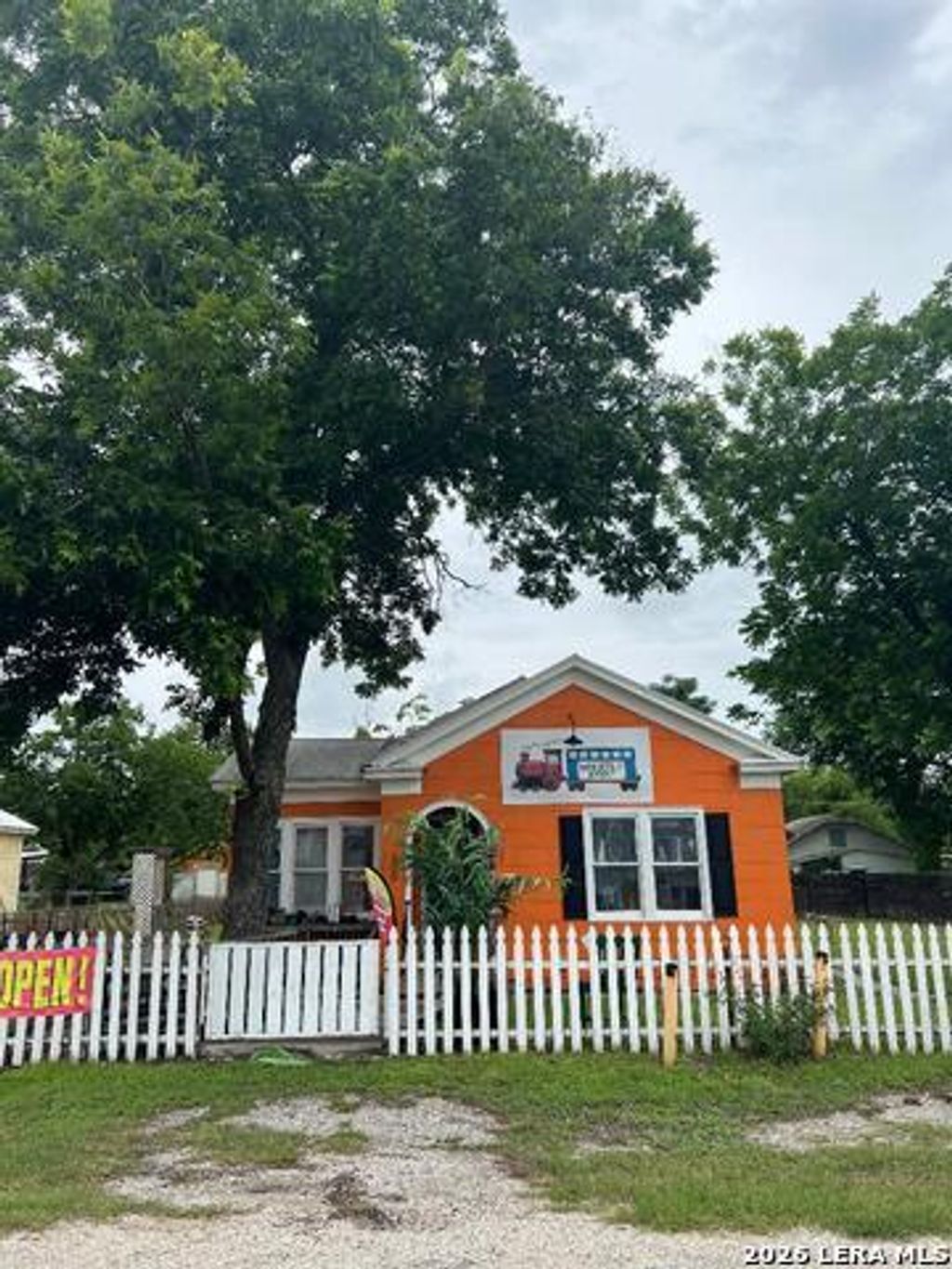 120 Seguin St, Marion