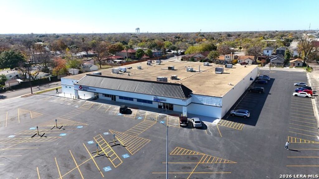 6723 S Flores, San Antonio