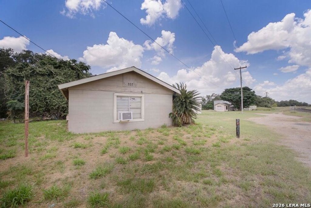 707 Second Street, Pleasanton