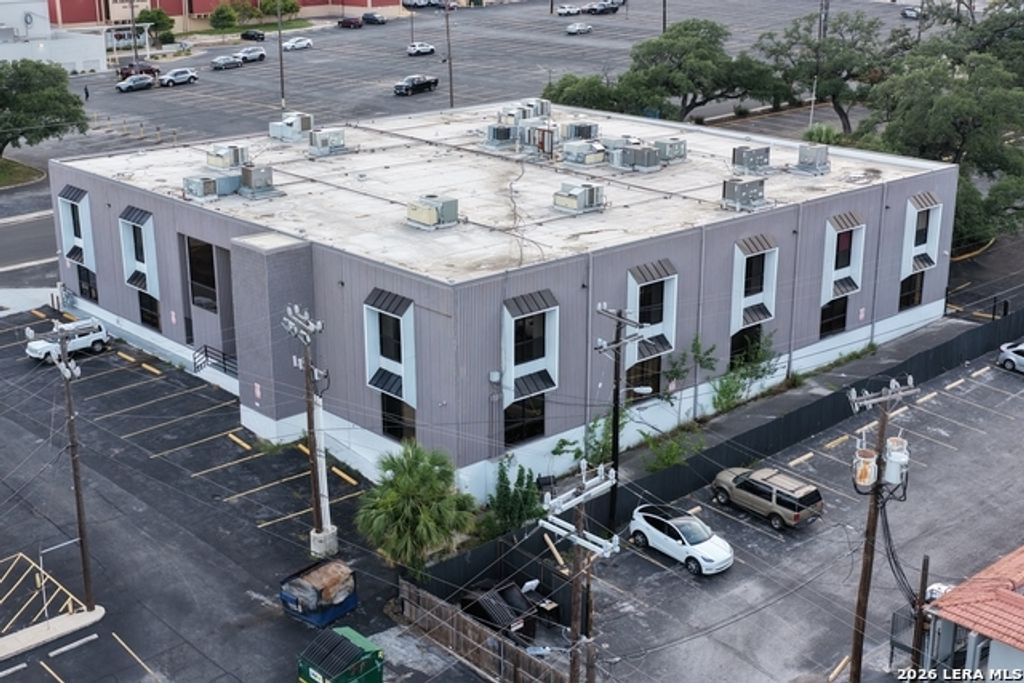 5902 Computer Drive, San Antonio