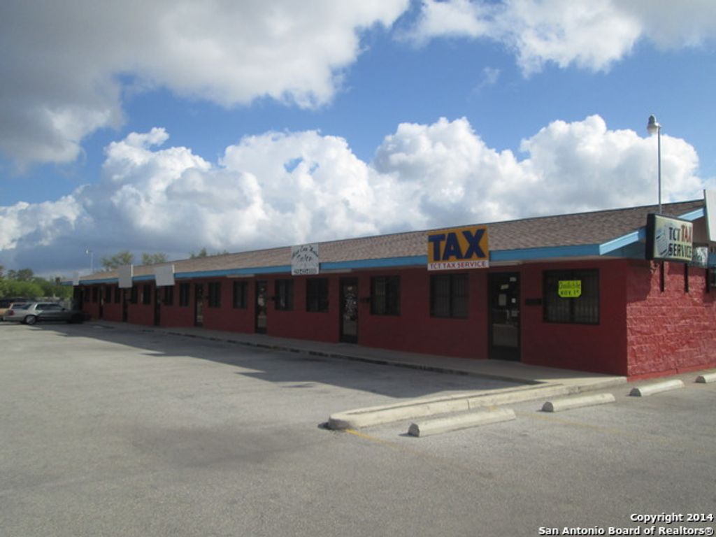 6353 W Commerce Street, San Antonio