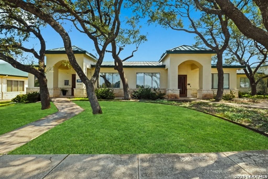 21720 Hardy Oak Boulevard, San Antonio