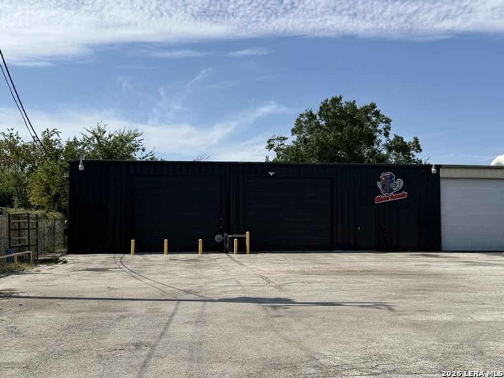 5540 Dietrich Road, San Antonio