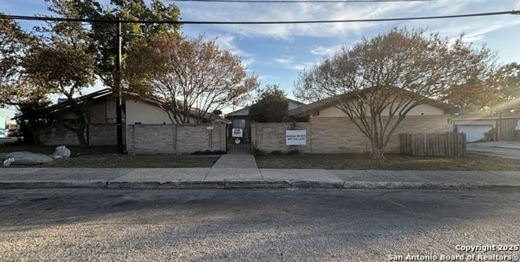 114 Southbridge, San Antonio