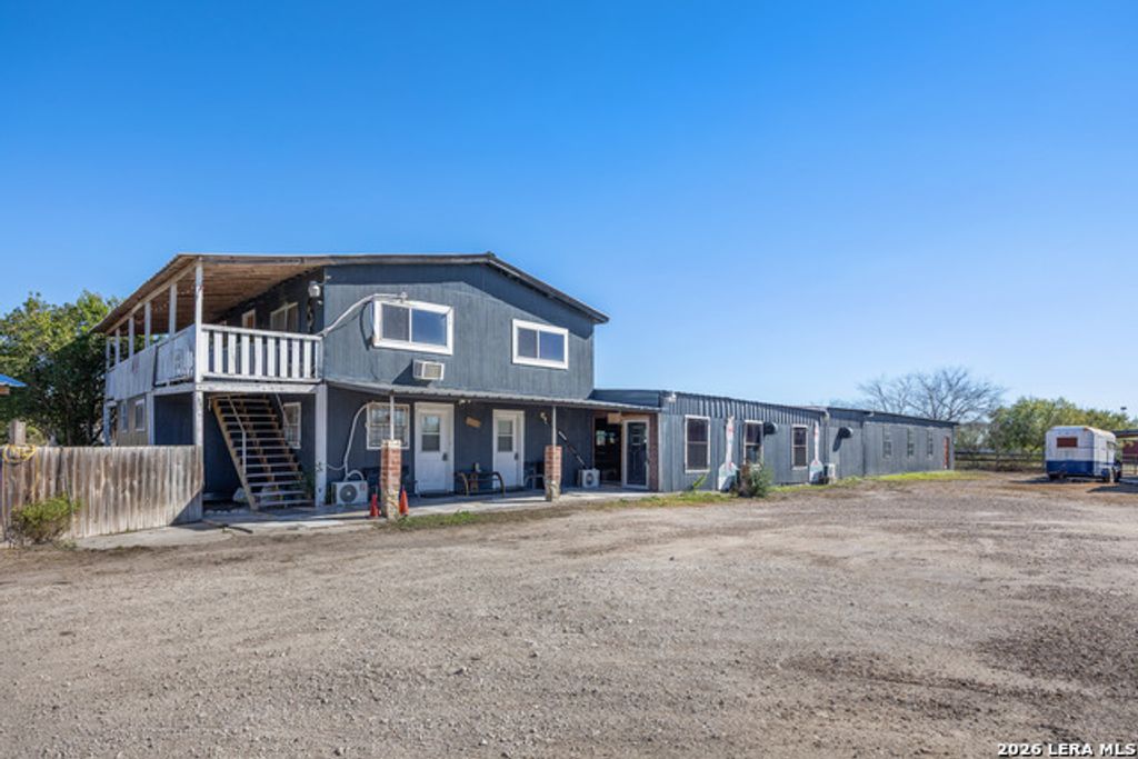 176 County Road 304, Orange Grove