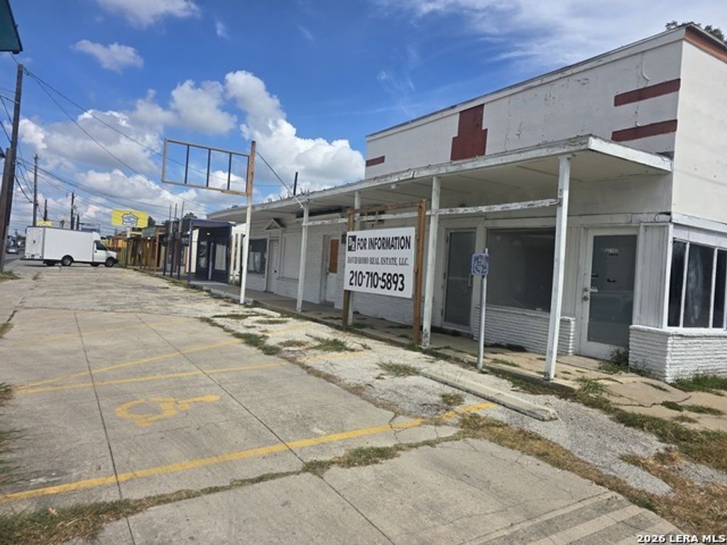 1500 Fredericksburg Road, San Antonio