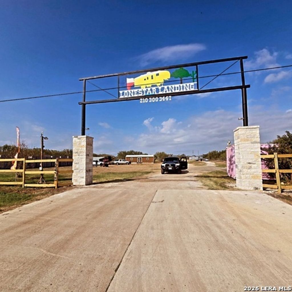 12475 Ih 35, Moore