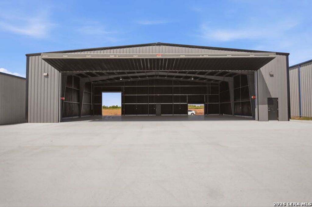 293 Beechcraft, Seguin
