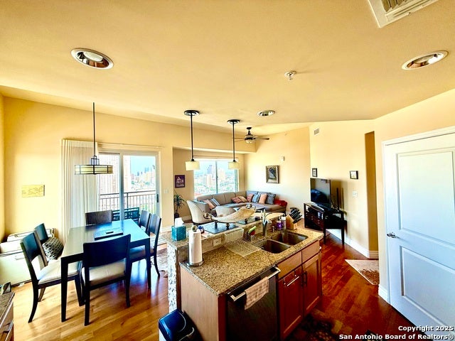 215 N Center 1907, San Antonio