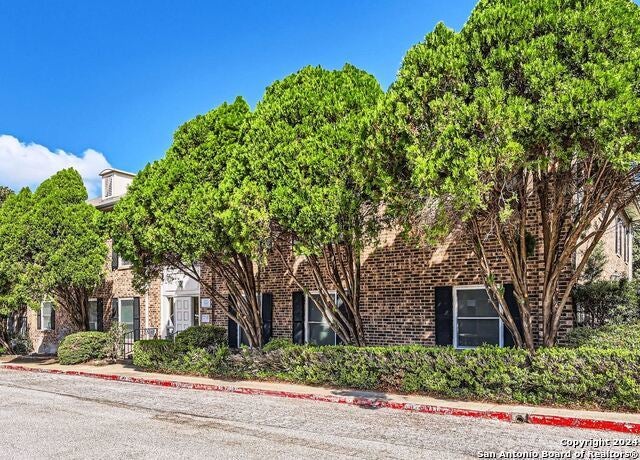 1819 Babcock Rd #706, San Antonio