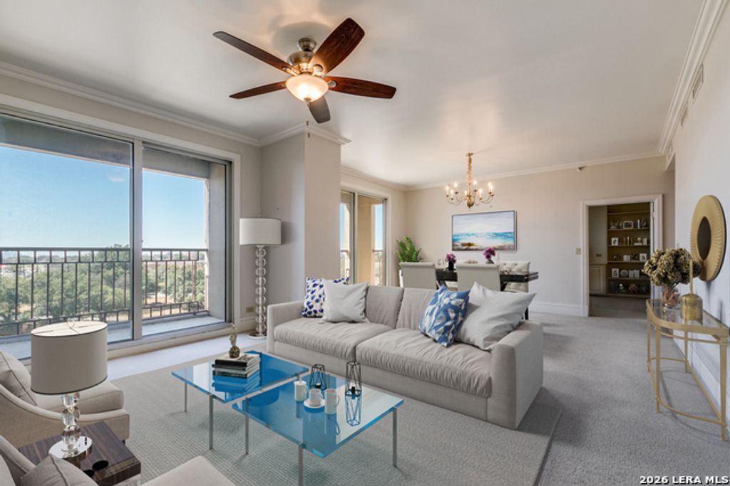 1 Towers Park Ln 616, San Antonio