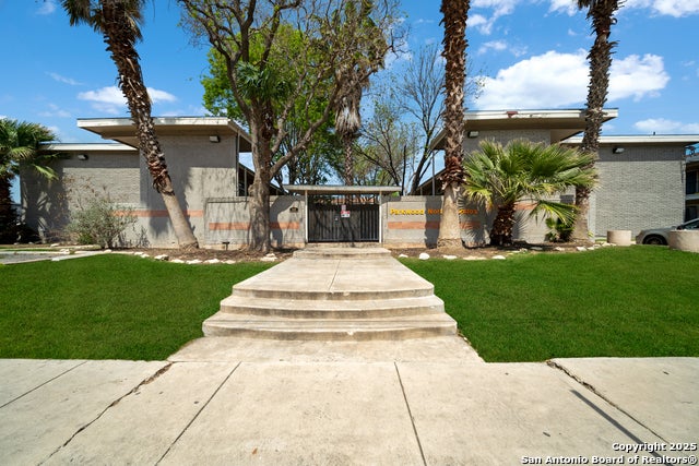 225 E. Rampart #206, San Antonio