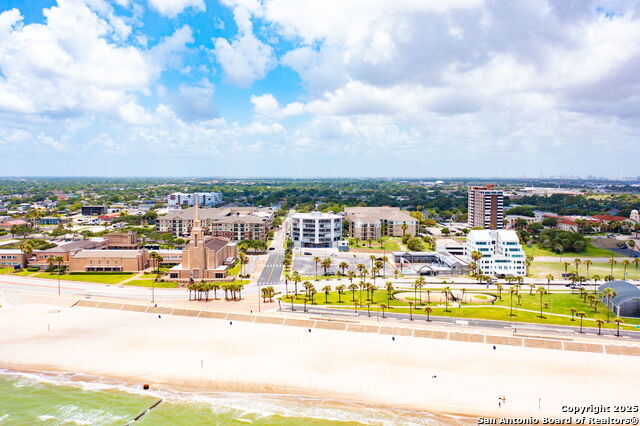 823 Water 5d, Corpus Christi