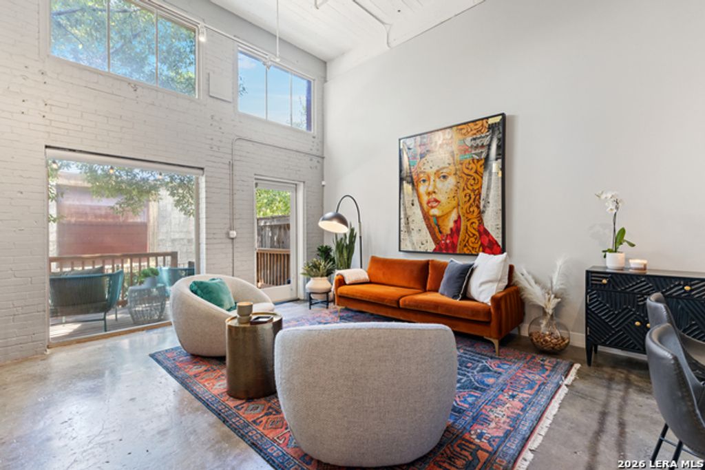 1401 S Flores 118, San Antonio