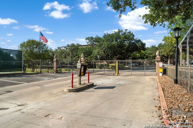 7711 Broadway Street Unit 8b #8b, San Antonio