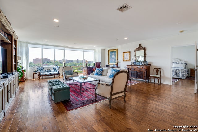 200 Patterson Ave. 610, San Antonio