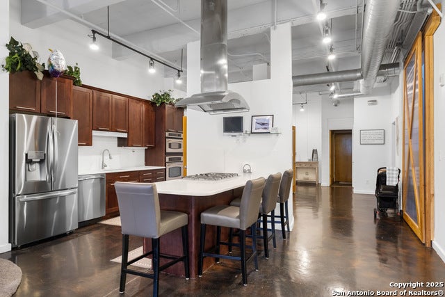 1339 S Flores #203, San Antonio