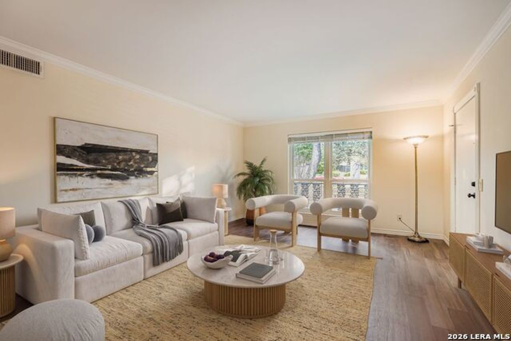 7500 Callaghan Apt 2, San Antonio