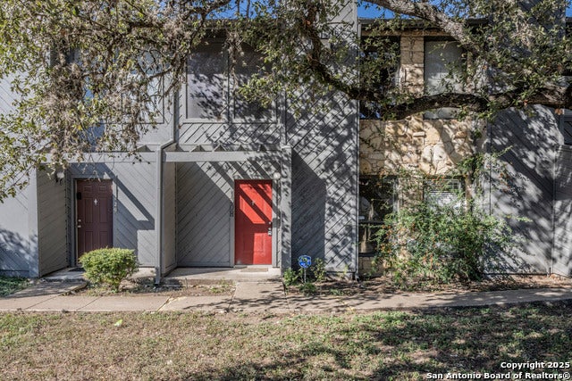 3843 Barrington #130h, San Antonio