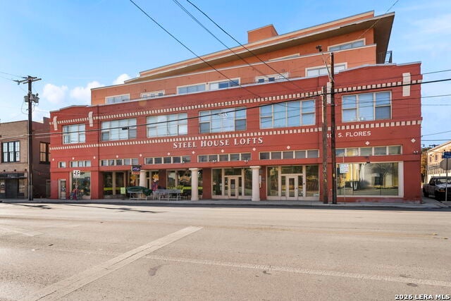 1401 S Flores #215, San Antonio