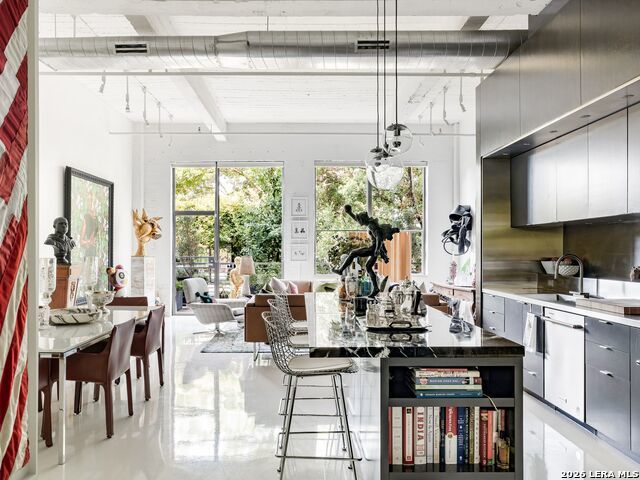 114 Camp Street 107, San Antonio