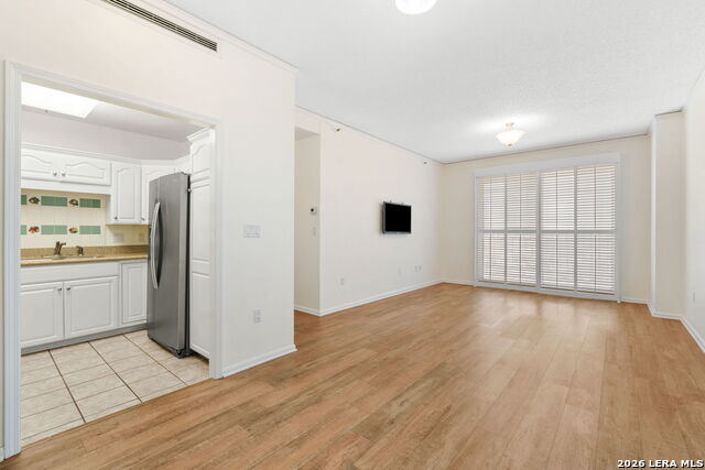 1 Towers Park Ln 1810, San Antonio