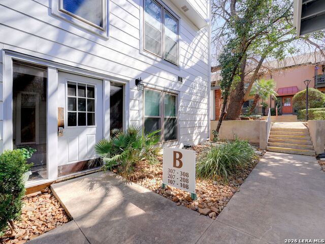 2300 Nacogdoches #307b, San Antonio