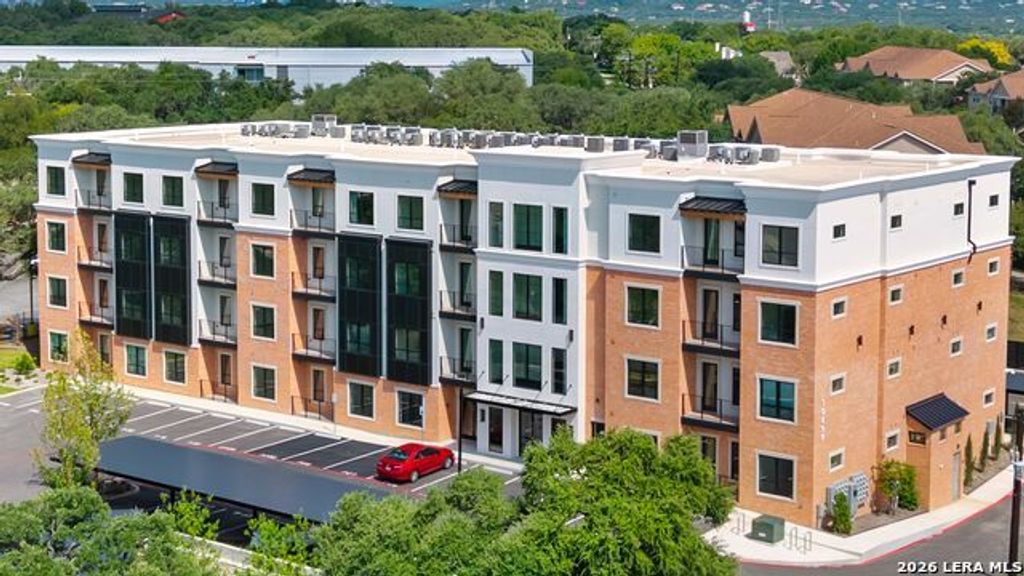 10899 S Hausman Road 303, San Antonio