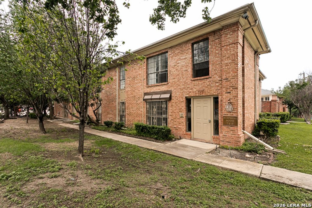 7815 Broadway 105, San Antonio