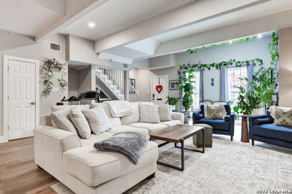 1180 Garraty Road 9, San Antonio