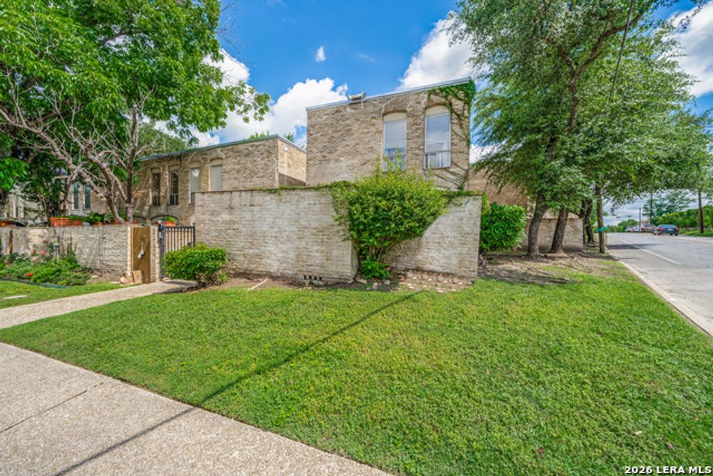 185 Terrell Road 201, San Antonio