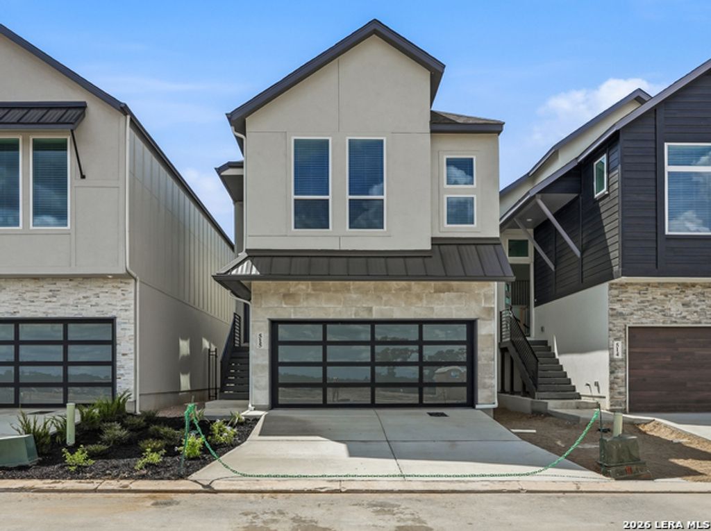 20675 Huebner Rd 515, San Antonio