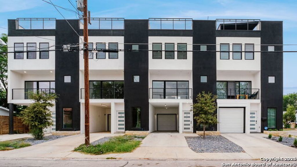 308 S Mesquite St 101, San Antonio